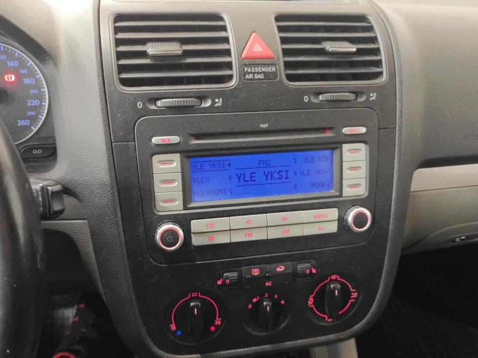 VOLKSWAGEN Golf 2008