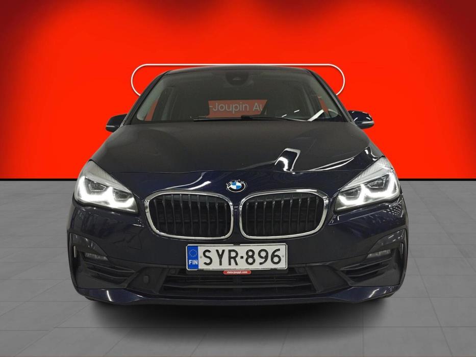 BMW 218 2019