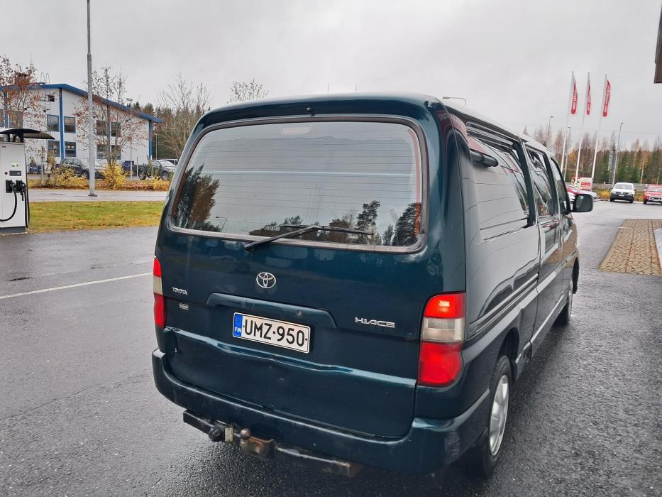 TOYOTA Hiace 2007