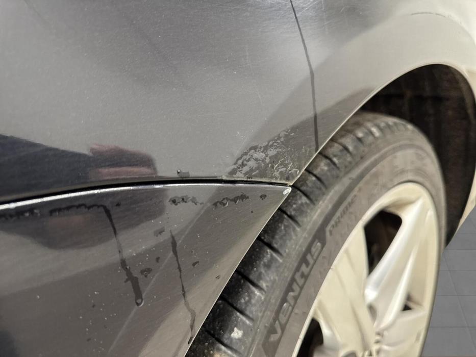 VOLKSWAGEN Passat 2012