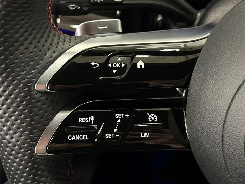 MERCEDES-BENZ B 2024