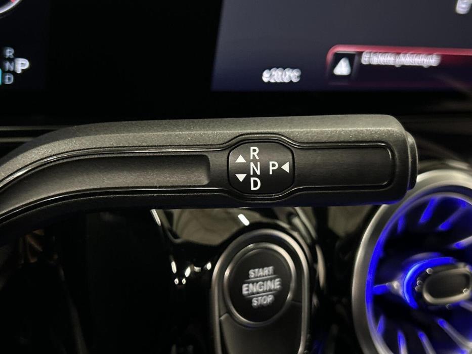 MERCEDES-BENZ B 2024