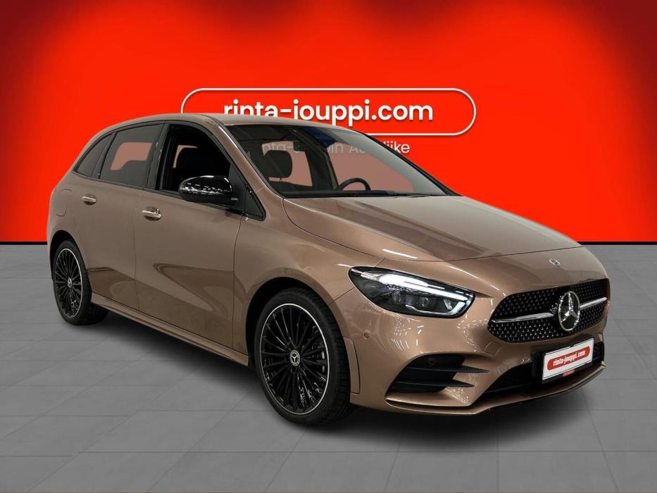 MERCEDES-BENZ B 2024