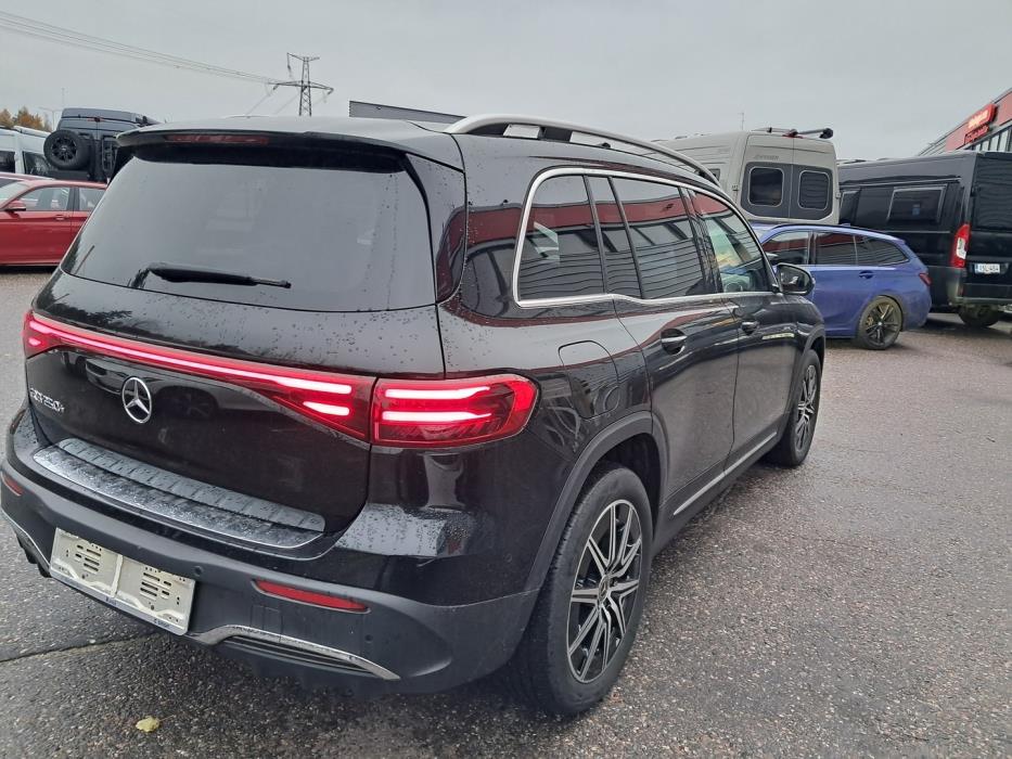 MERCEDES-BENZ EQB 2024
