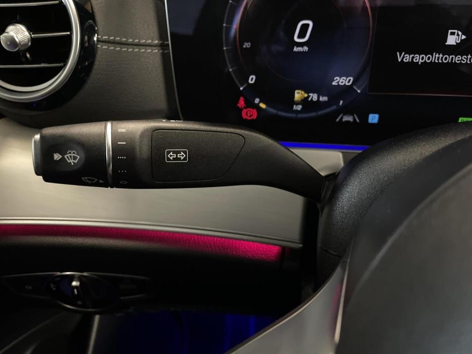 MERCEDES-BENZ E 2021