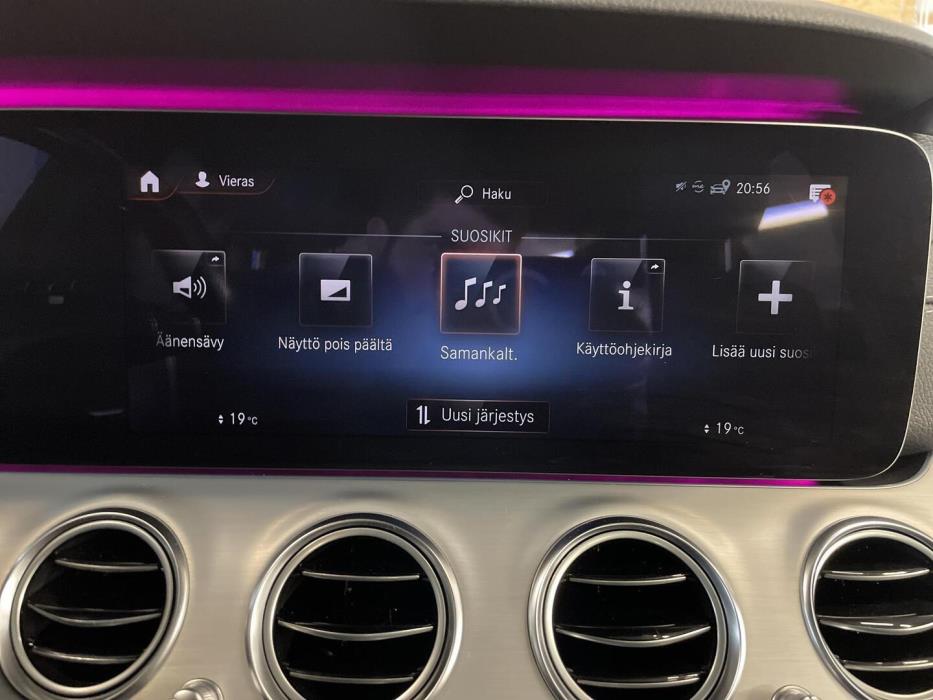 MERCEDES-BENZ E 2021