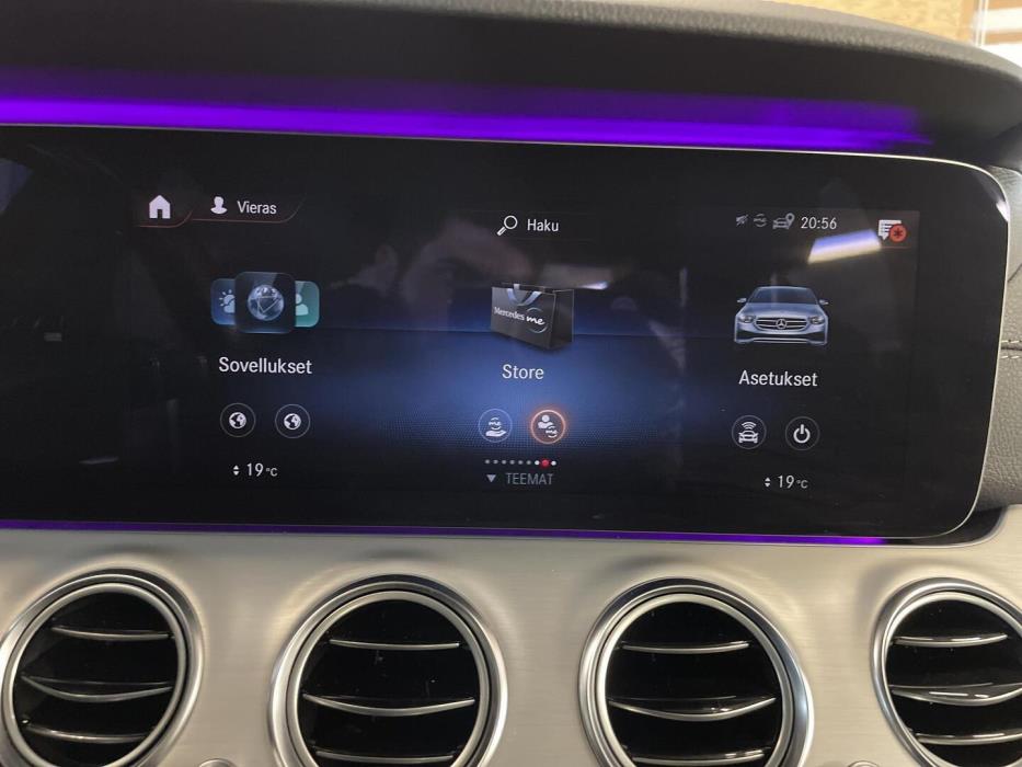 MERCEDES-BENZ E 2021