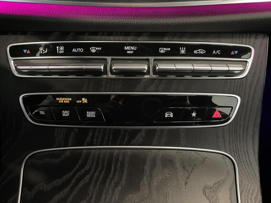 MERCEDES-BENZ E 2021