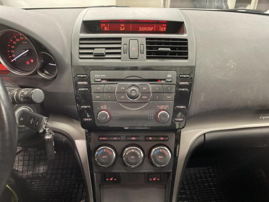 MAZDA Mazda6 2010