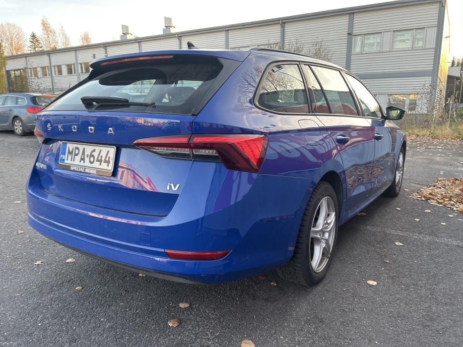 SKODA OCTAVIA 2021