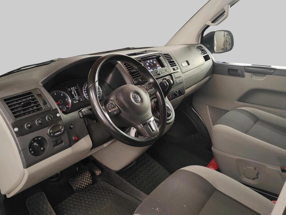 VOLKSWAGEN TRANSPORTER 2015