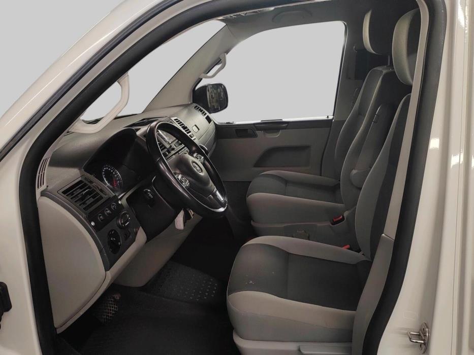 VOLKSWAGEN TRANSPORTER 2015