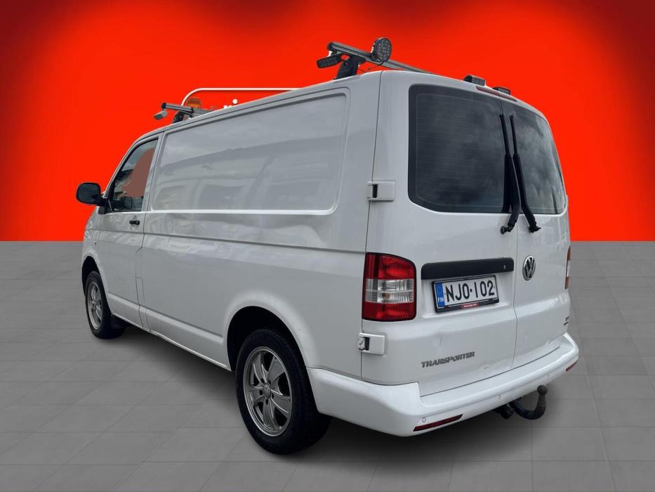 VOLKSWAGEN TRANSPORTER 2015