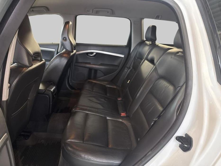 VOLVO V70 2012