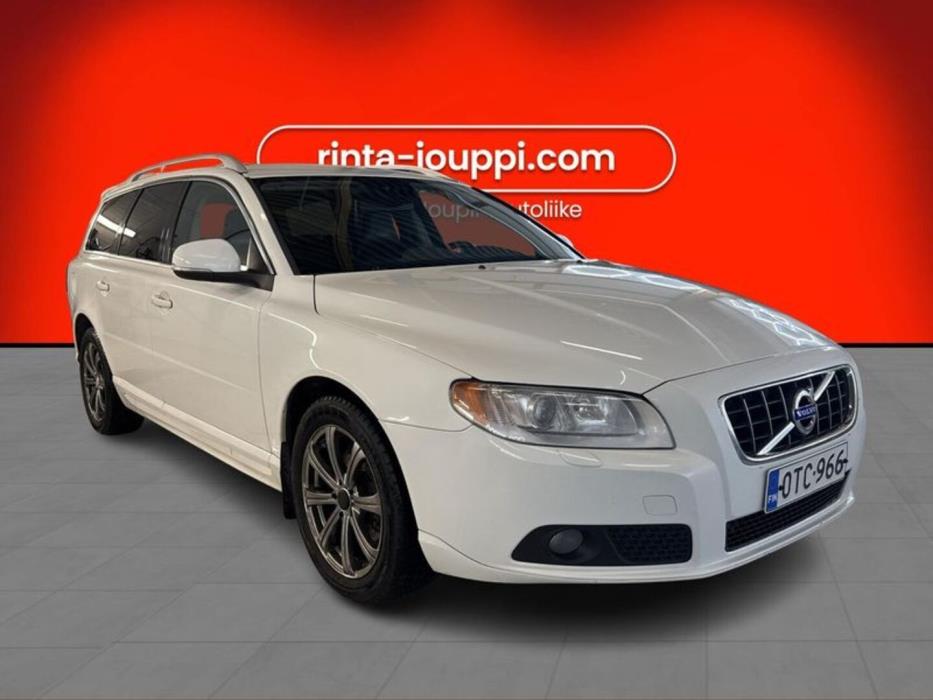 VOLVO V70 2012