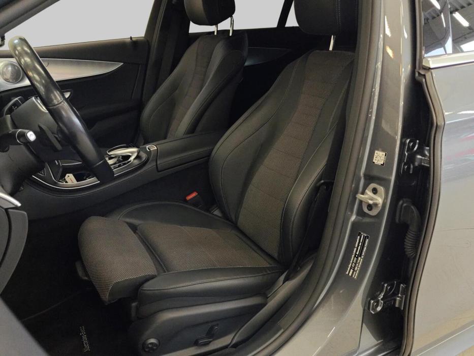 MERCEDES-BENZ E 2020