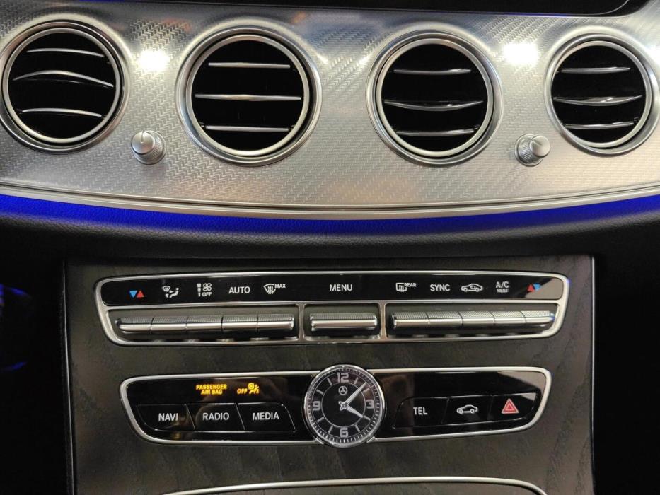 MERCEDES-BENZ E 2020