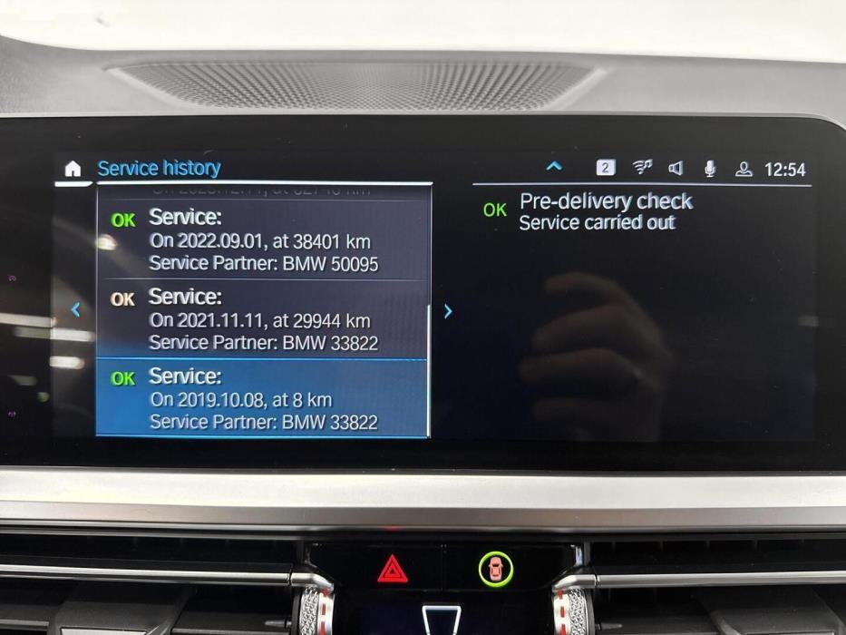 BMW 330 2019