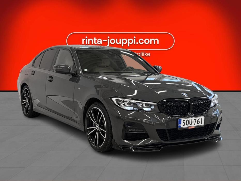BMW 330 2019