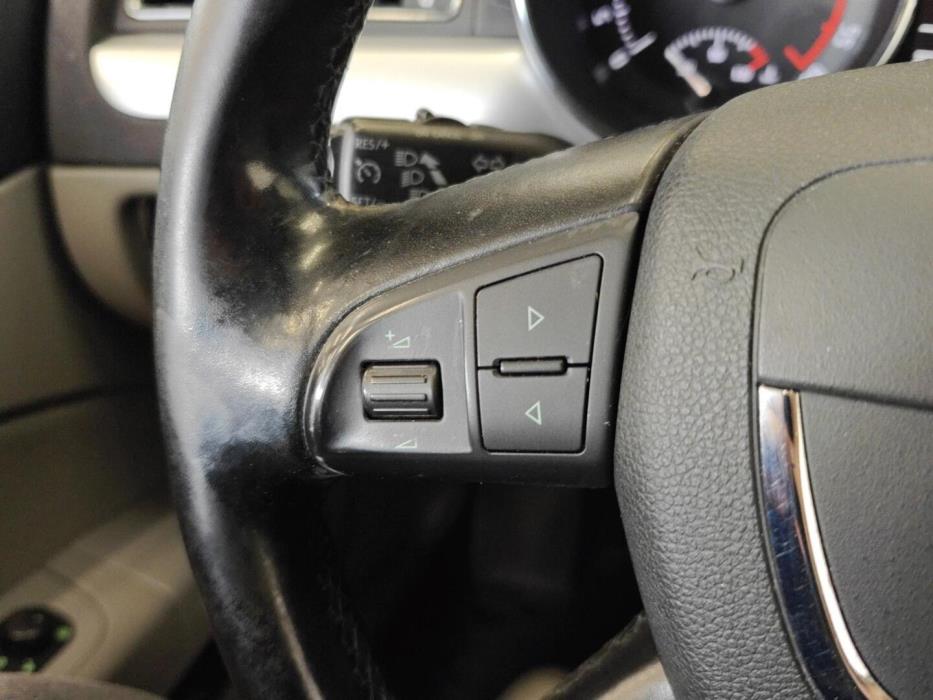 SKODA Superb 2010
