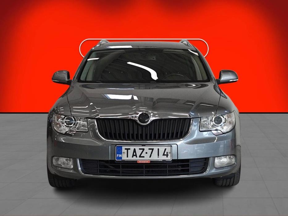 SKODA Superb 2010