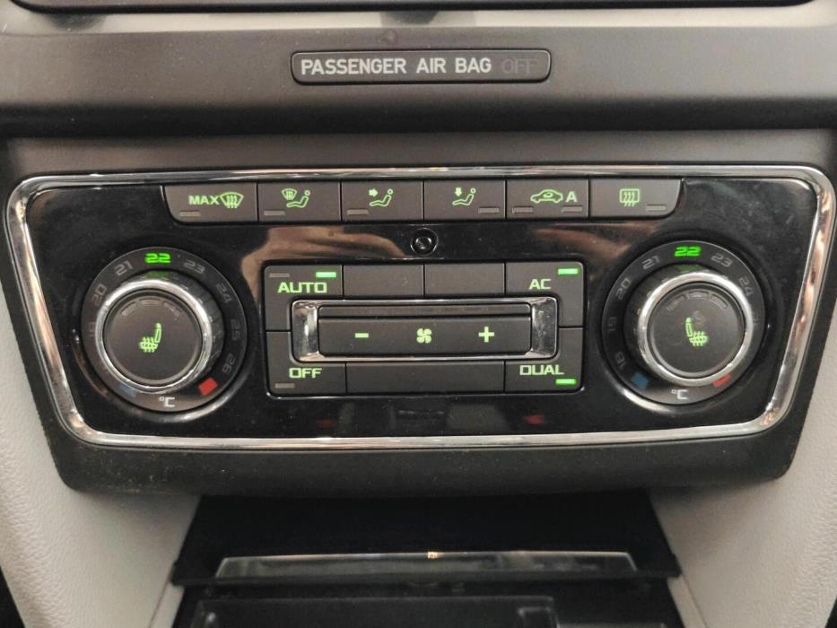 SKODA Superb 2010
