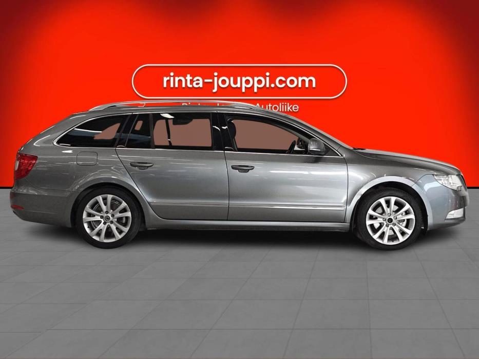 SKODA Superb 2010