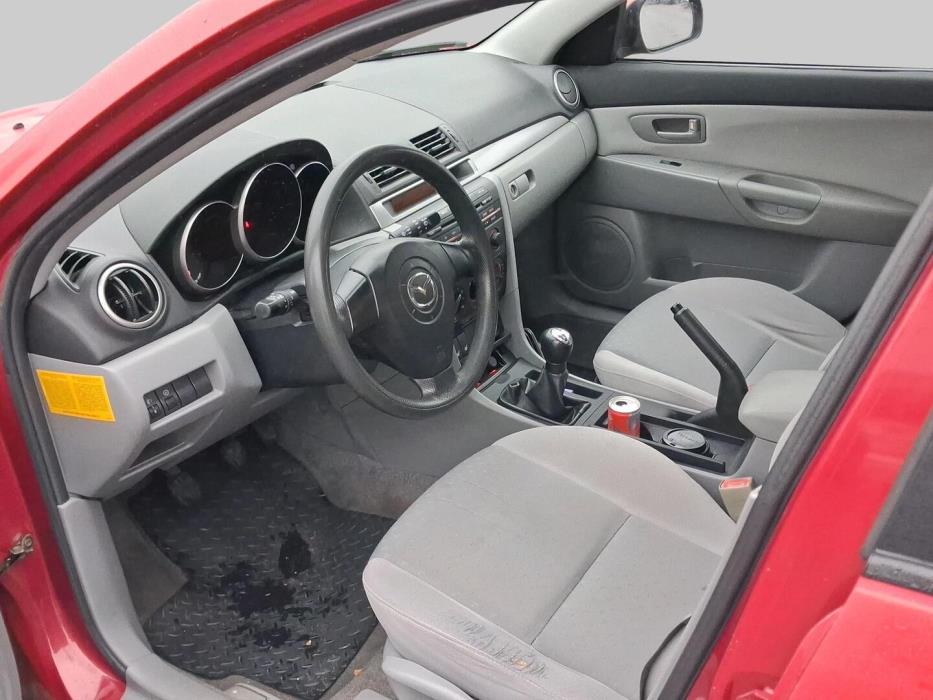 MAZDA 3 2005