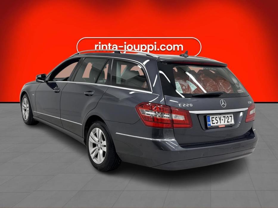 MERCEDES-BENZ E 2011