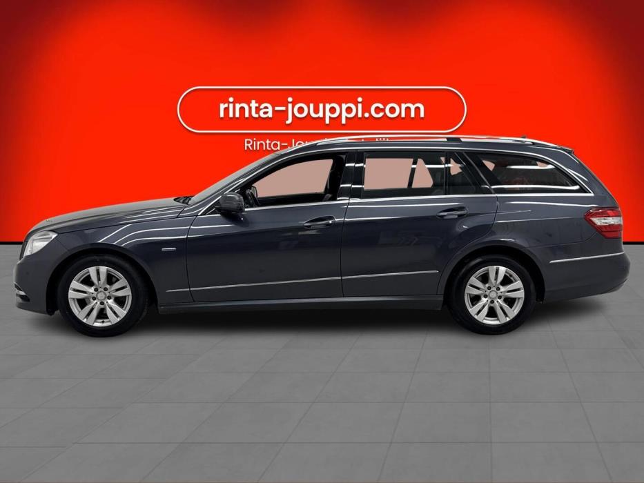 MERCEDES-BENZ E 2011