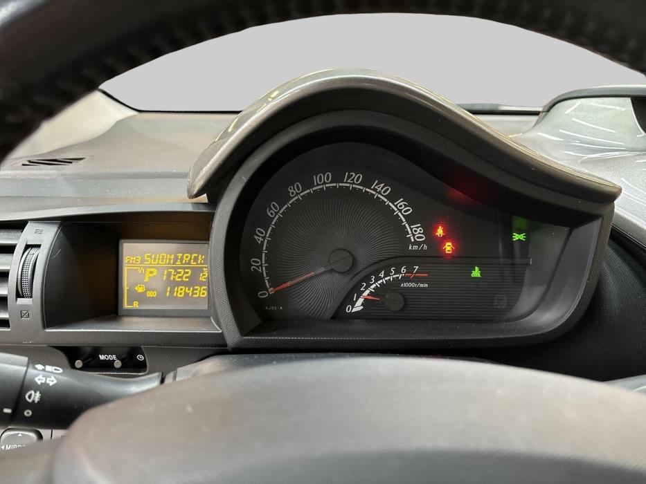 TOYOTA iQ 2009