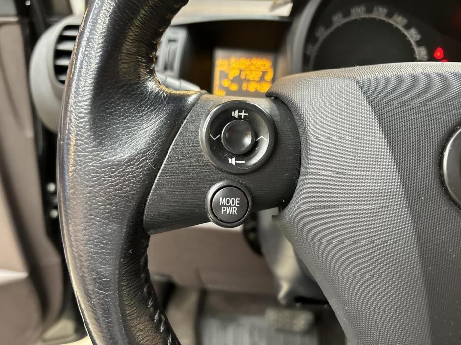 TOYOTA iQ 2009