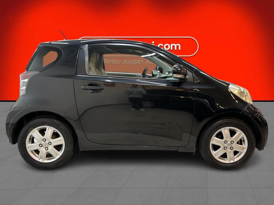TOYOTA iQ 2009