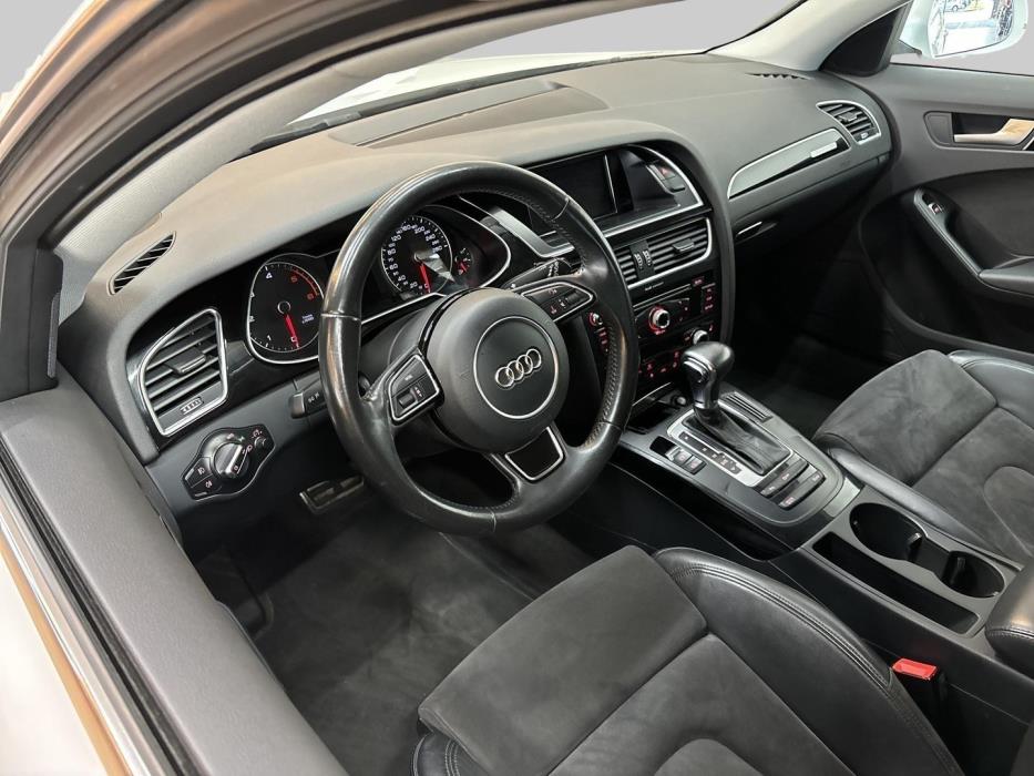 AUDI A4 2015