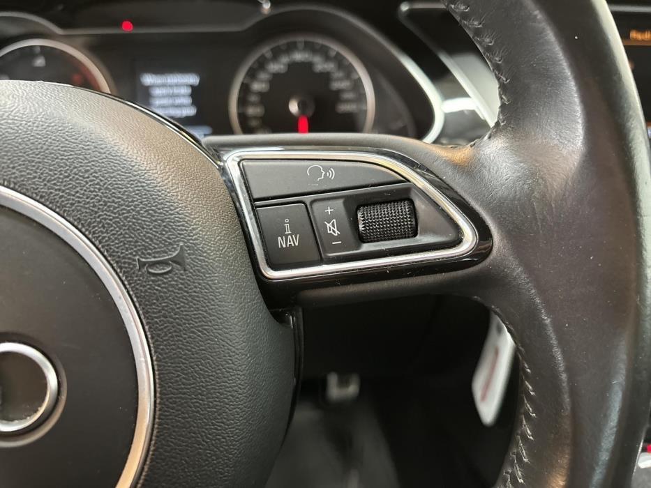 AUDI A4 2015