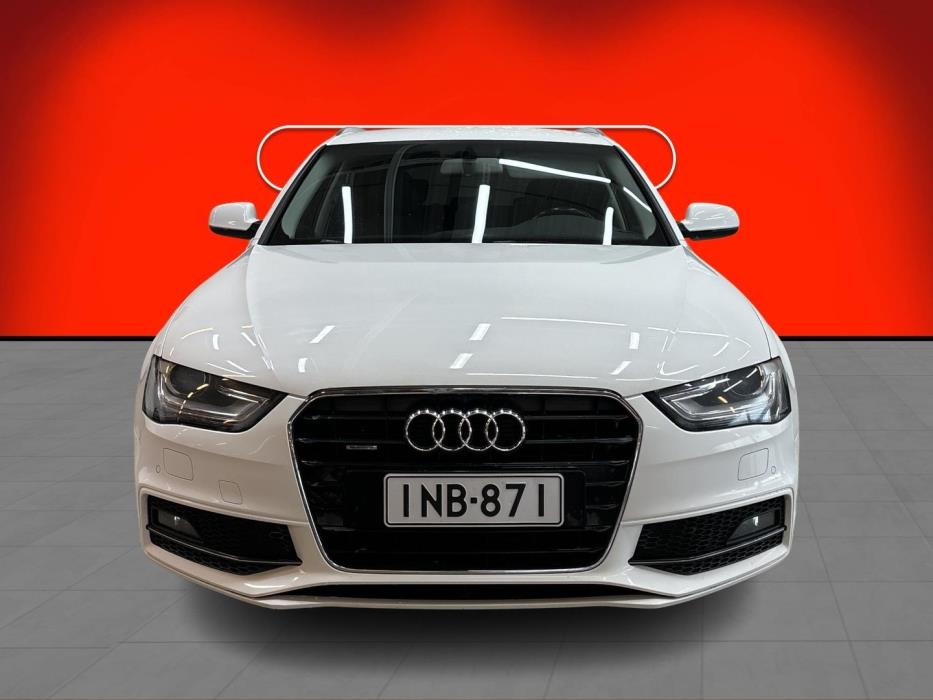 AUDI A4 2015