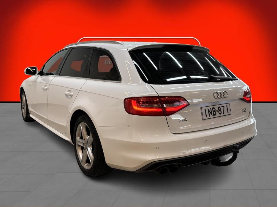 AUDI A4 2015