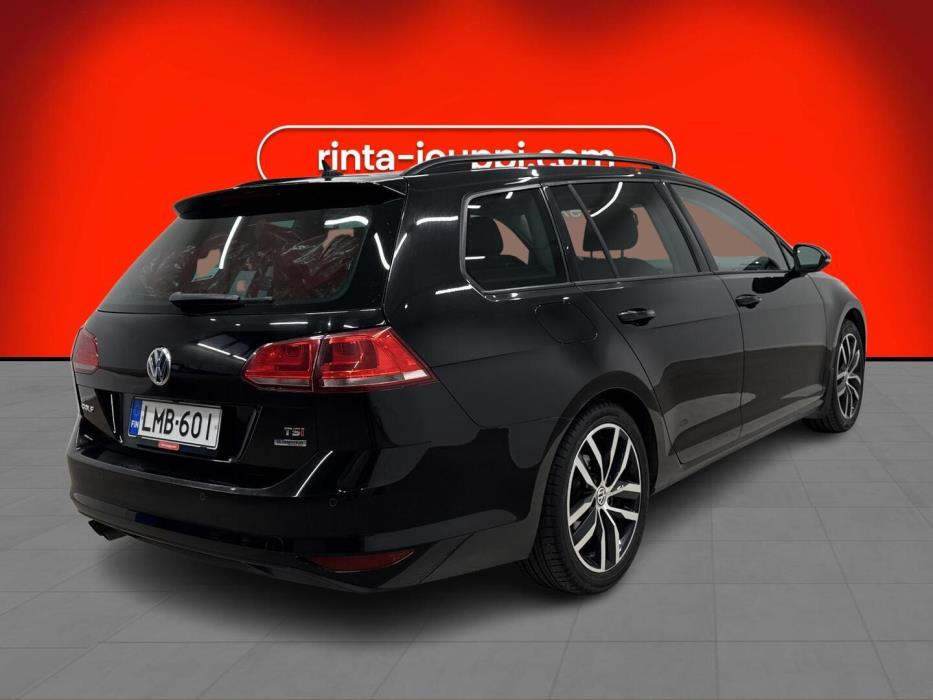 VOLKSWAGEN Golf 2013