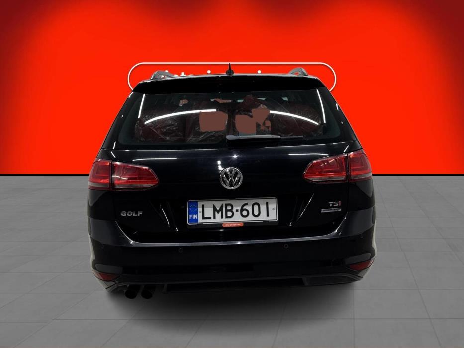 VOLKSWAGEN Golf 2013
