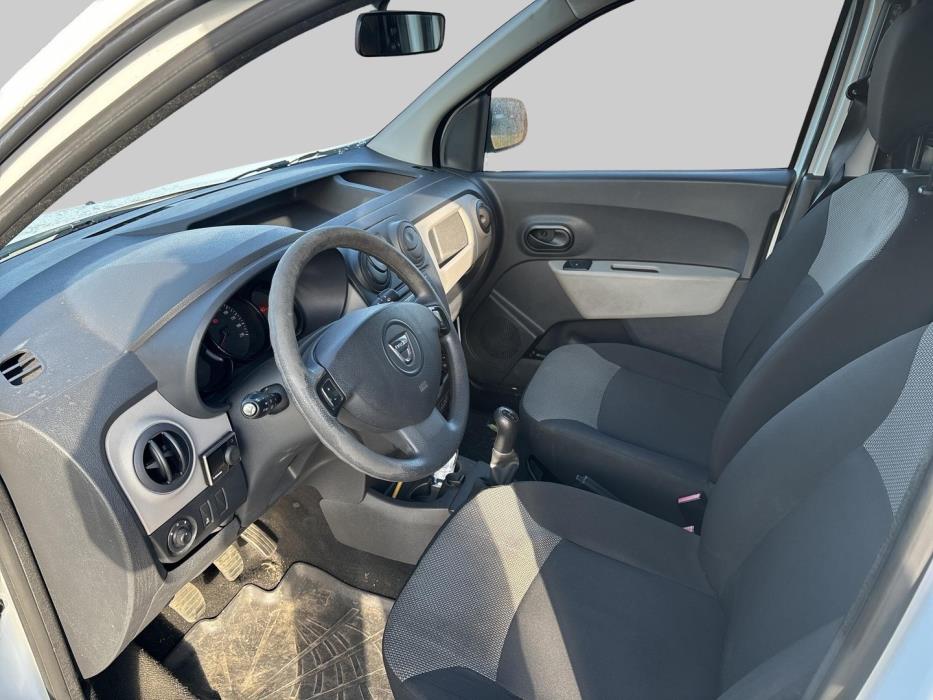 DACIA DOKKER VAN 2016