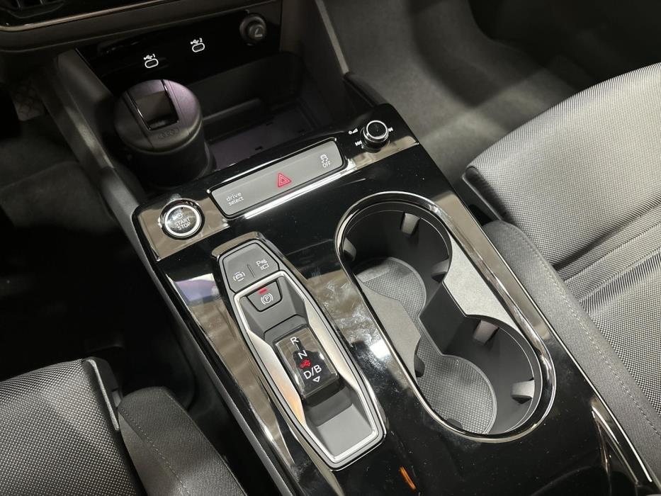 AUDI A6 E-TRON 2025