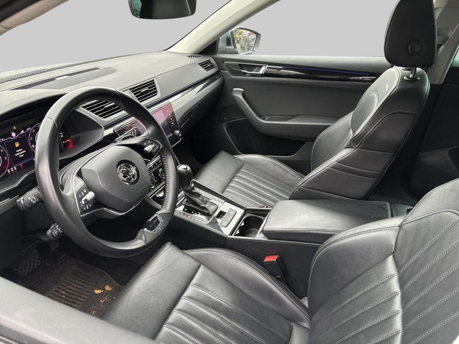 SKODA Superb 2021