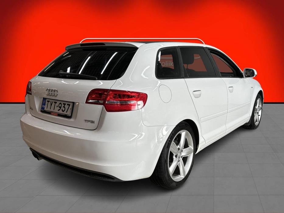 AUDI A3 2012