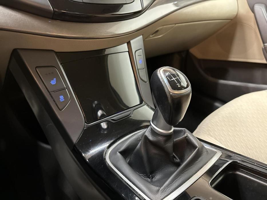 HYUNDAI i40 Sedan 2013