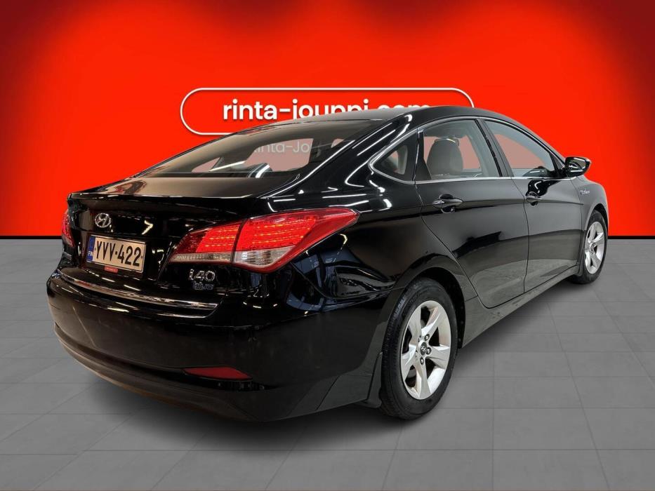 HYUNDAI i40 Sedan 2013