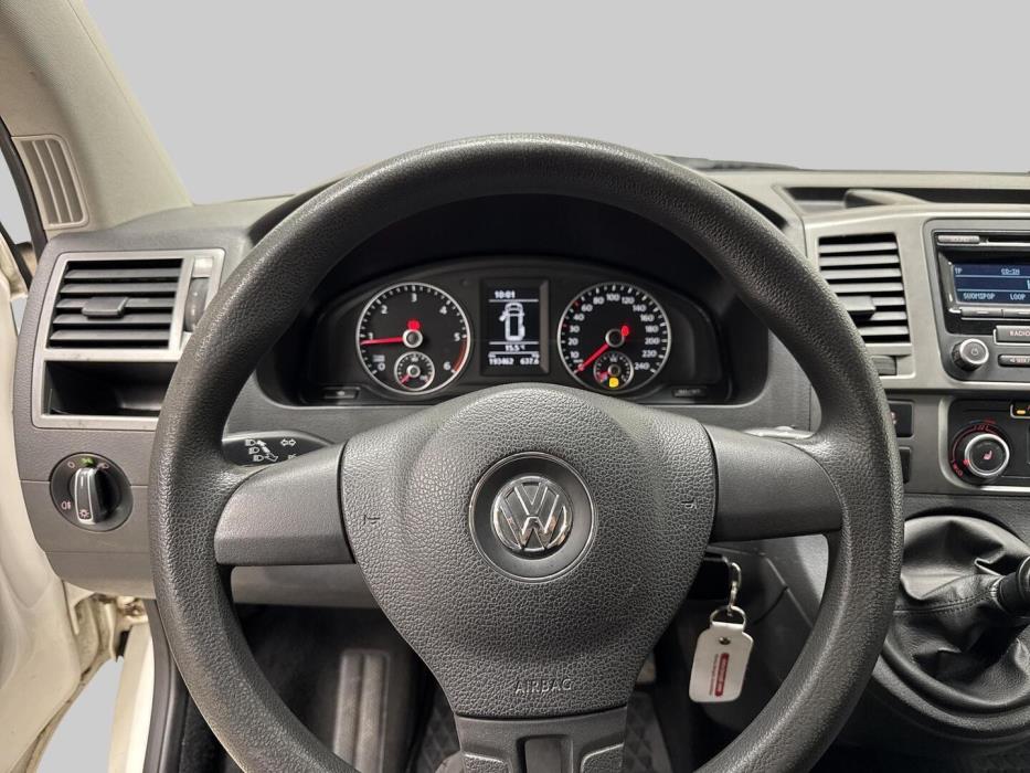 VOLKSWAGEN Caravelle 2012