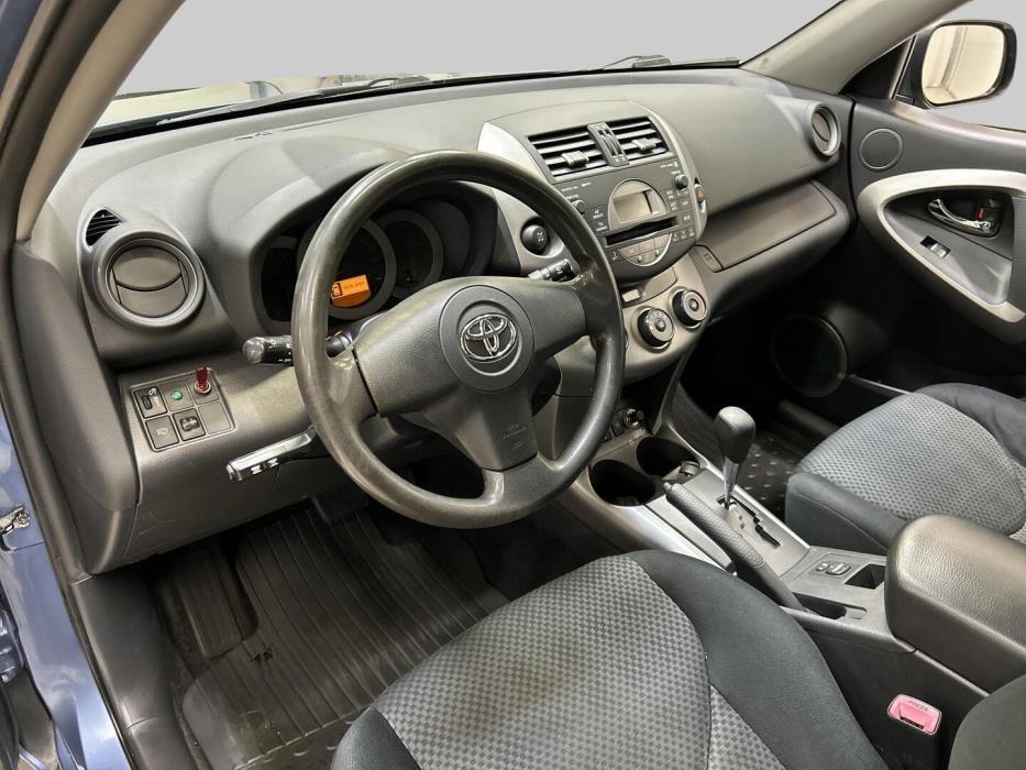 TOYOTA RAV4 2006