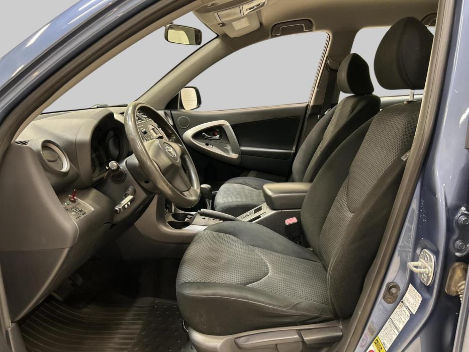 TOYOTA RAV4 2006