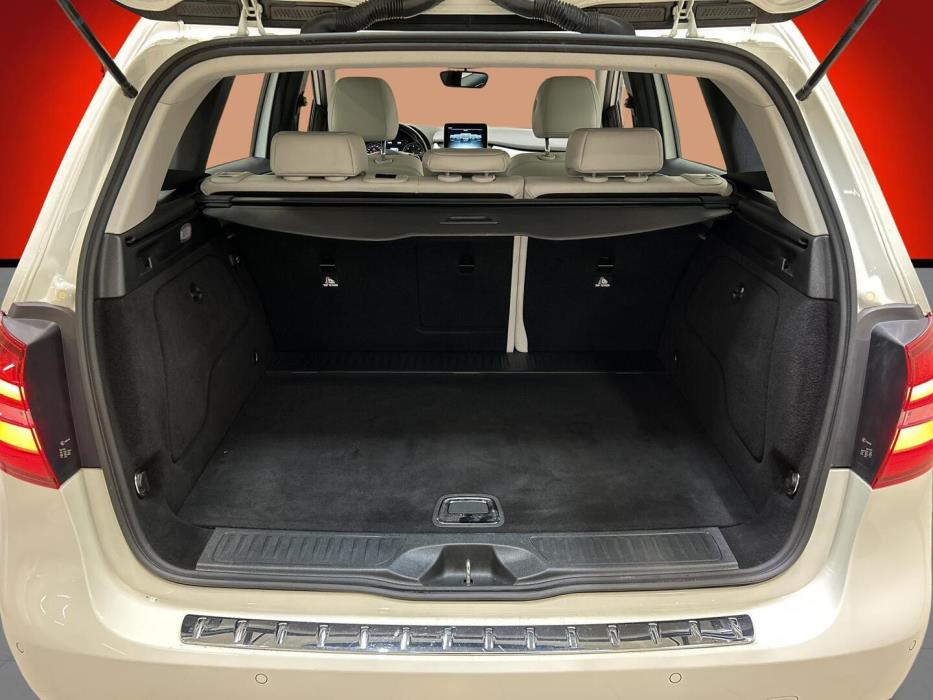 MERCEDES-BENZ B 2016