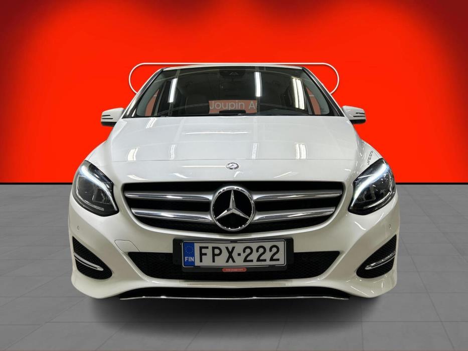 MERCEDES-BENZ B 2016